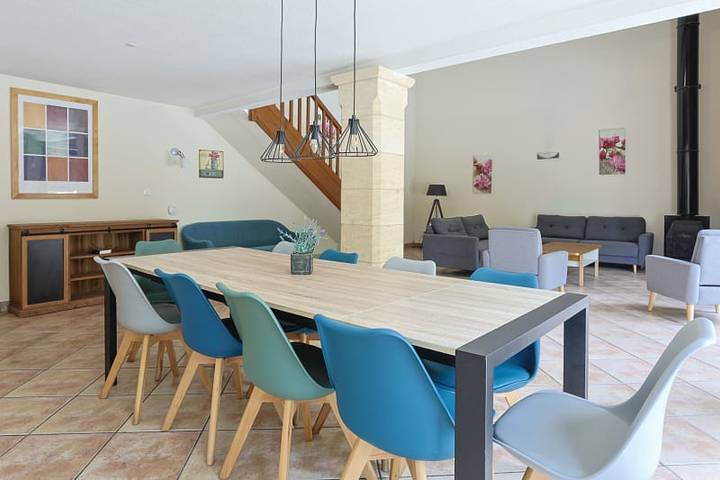 Location de vacances pour 10 personnes, avec terrasse et balcon/terrasse à Belvès - 2