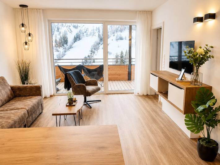 Ferienwohnung für 6 Personen, mit Balkon und Terrasse in Damüls