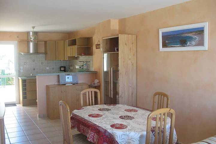 Ferienwohnung für 4 Personen, mit Garten und Balkon in Erquy