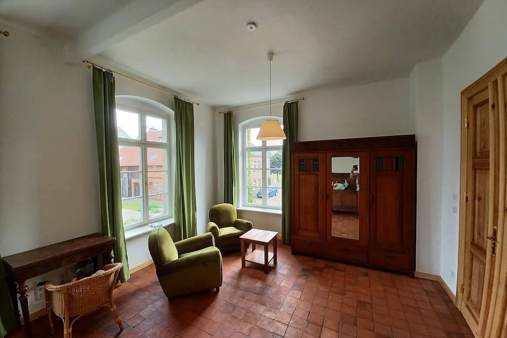 Ganze Wohnung, Fewo \"Falter\" im denkmalgeschützten Kunstgut Krahne in Kloster Lehnin, Mittelmark