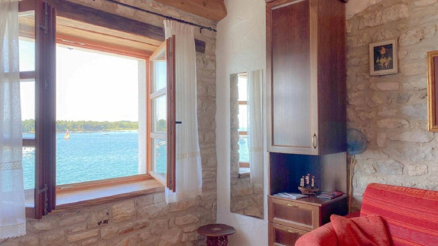 Apartamento entero, Mediterranes Apartment mit Meerblick direkt an der kristallklaren Adria in Novi Grad, Region de Umag