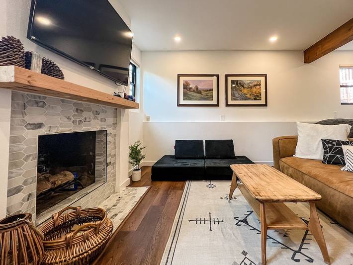 Vacation rental for 13 people, with hot tub and yard in Kirkland