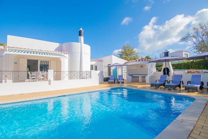 Villa para 6 pessoas, com terraço e jardim em Carvoeiro