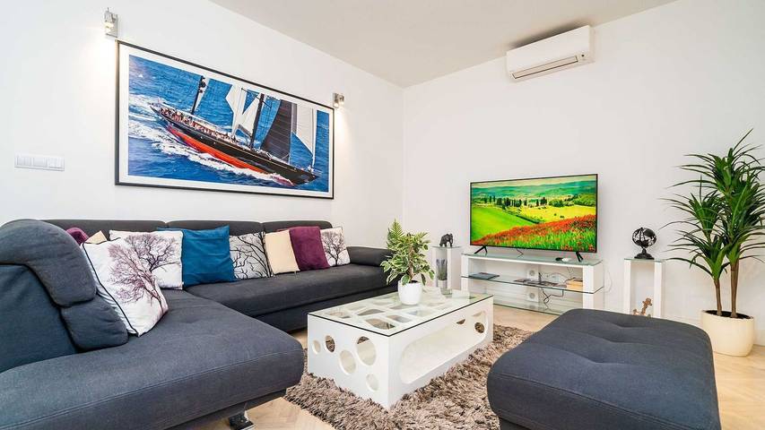 Vacation rental for 8 people, with terrace in Dubrovnik