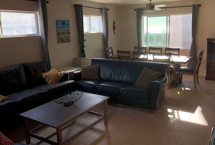 Vacation rental for 10 people, with balcony in Mission Beach