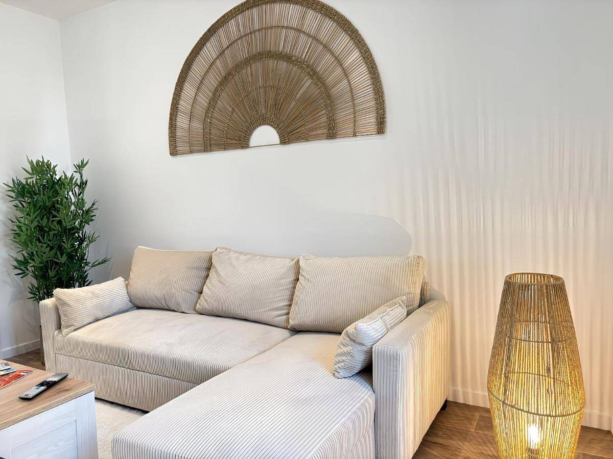 Appartement entier, Two-Bedroom Apartment in Roanne, Région de Roanne
