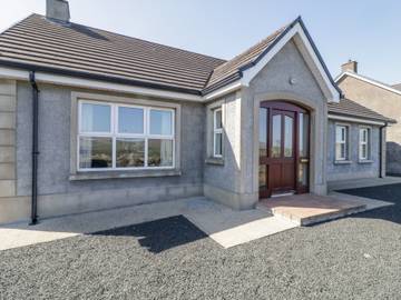 Cottage for 6 People in County Antrim, Photo 2