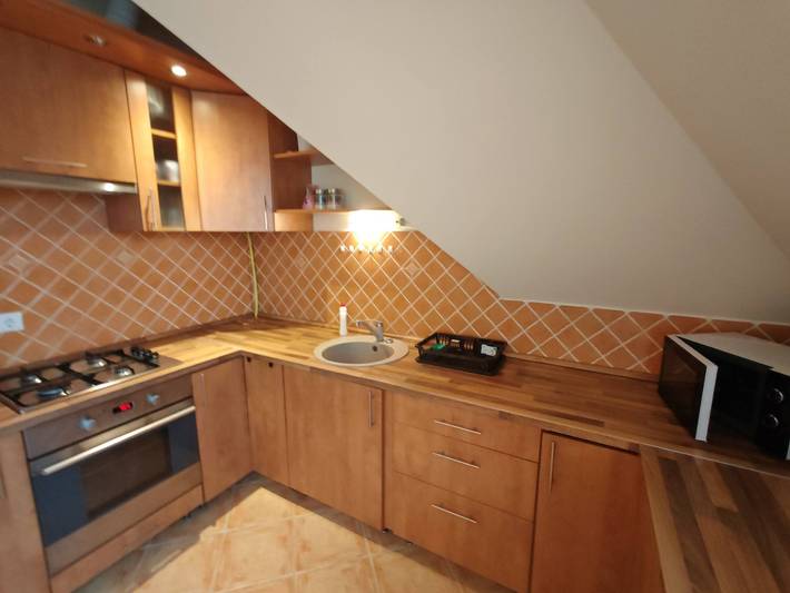 Ganze Wohnung, Kazinczy 2-Zimmer-Wohnung mit Balkon in Ketschkemet, Kecskeméti járás
