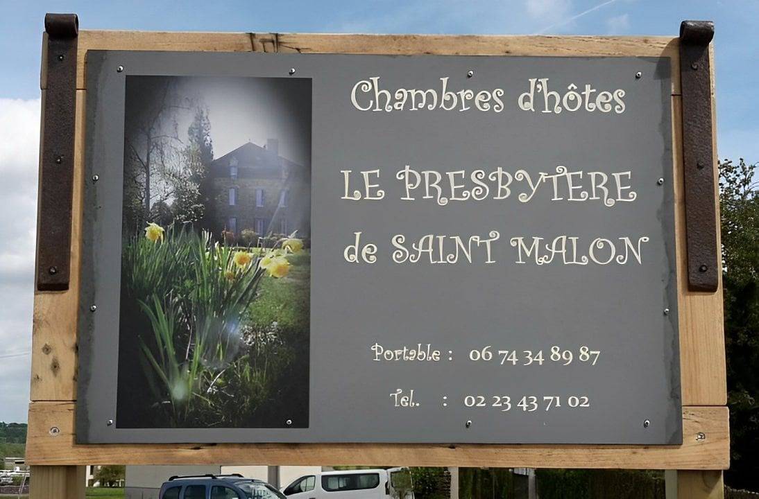 Chambres d'hôtes Le Presbytère de Saint-Malon - Hêtre de Ponthus in Saint-Malon-sur-Mel, Région de Rennes