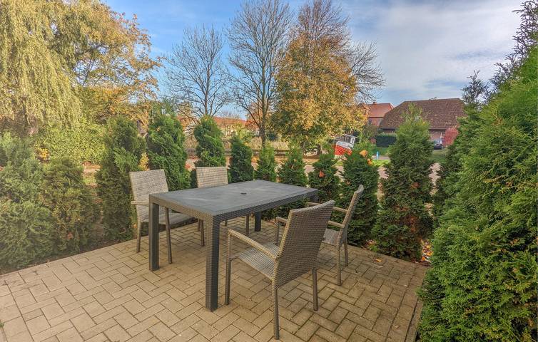 Ganze Ferienwohnung, Appartement am Strand mit Parkplatz und Küche in Gollwitz, Nordwestmecklenburg (Wismar und Umgebung)