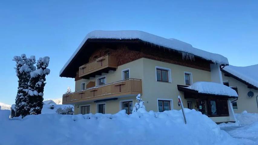 Ferienwohnung für 4 Personen, mit Balkon in Grän - 2
