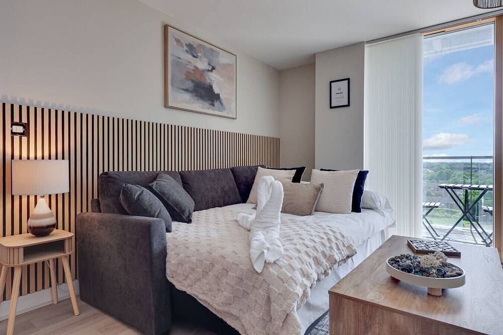Ganze Wohnung, Elegant City Centre Apartment at The Vizion • Balcony • Parking • Fast Wifi in Milton Keynes, Südostengland
