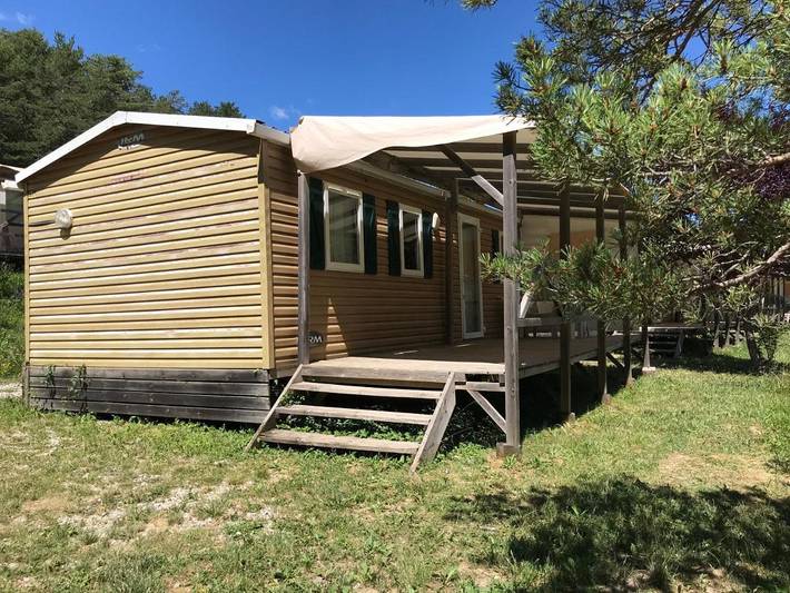 Location de vacances pour 4 personnes, animaux acceptés à Saint-Vincent-les-Forts - 2