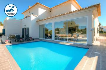 Villa für 18 Personen, mit Garten und Terrasse an der Algarve