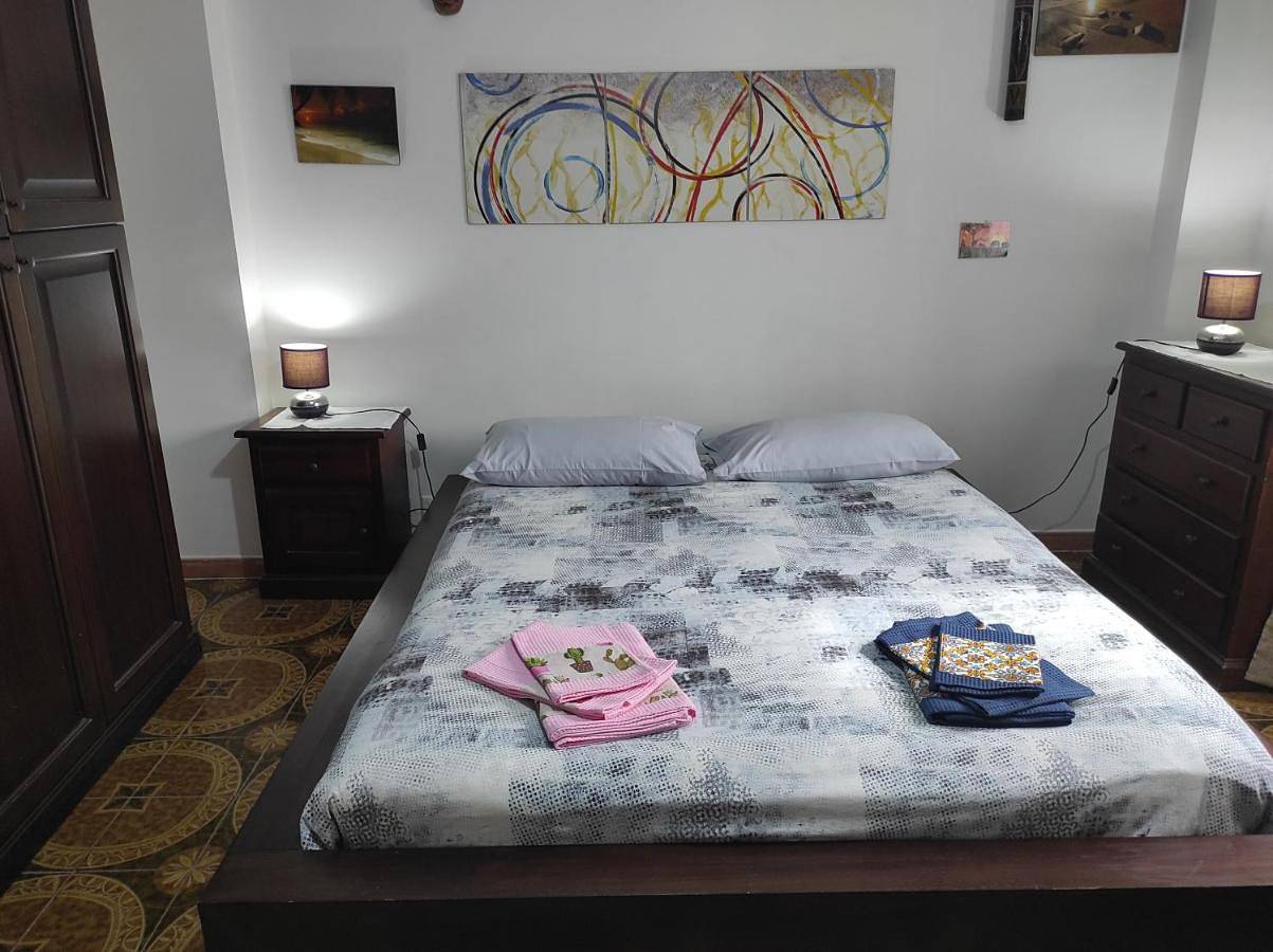 Double Room with Private Bathroom in Mondello, Palermo