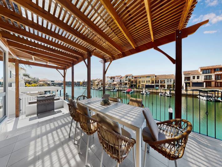Appartement entier, Spacieux hébergement de 5 chambres près de Mandurah in Mandurah, Australie-Occidentale