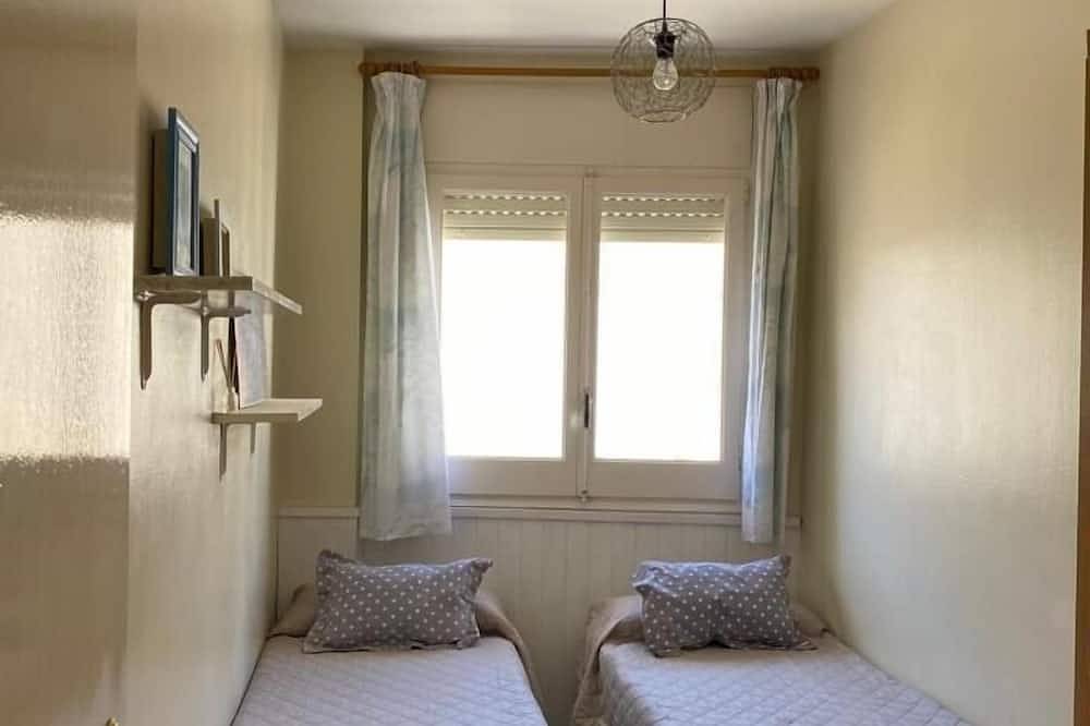 Apartamento entero, Innouthome Apartamento Con Wifi Y Aire Acondicionado_Balmes I in Tierras del Ebro, Costa Dorada