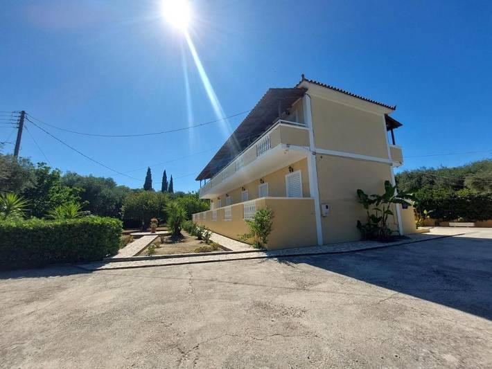 Appart’hôtel pour 2 personnes, avec balcon et jardin