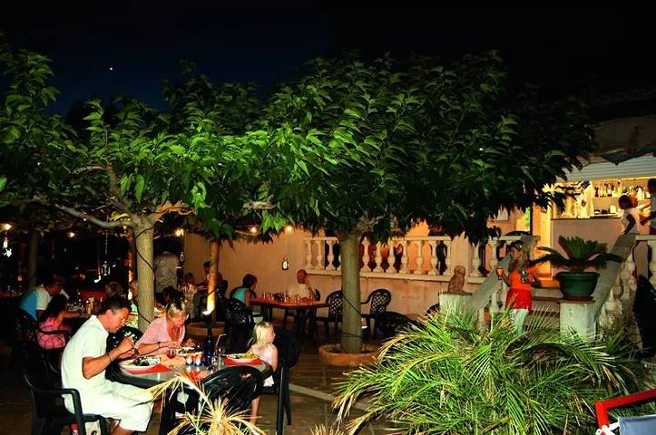 Mobilheim 4 Zimmer 6 Personen Klimatisiert in Roquebrune-sur-Argens, Mittelmeerküste (Frankreich)