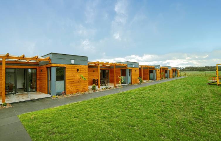 Dom dla 6 osób, z basen i sauna w Nowęcin