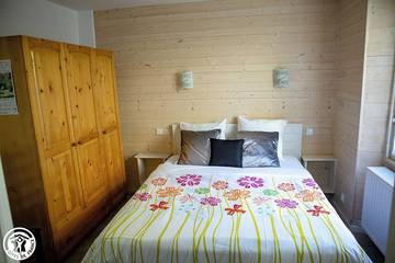 Location De Vacances pour 6 Personnes dans Chambon-sur-Lac, Région de Besse-et-Saint-Anastaise, Photo 2