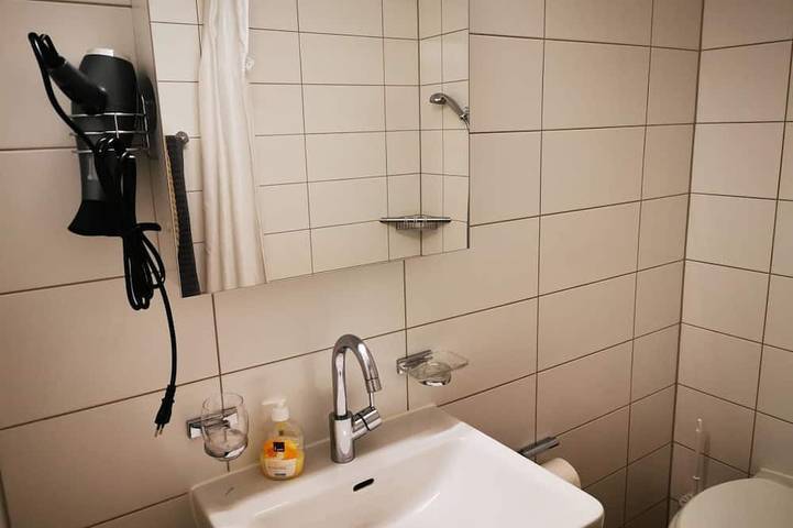 Gîte pour 2 personnes, avec balcon à Thun - 4