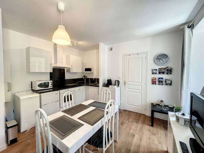 Apartamento entero, Apto acogedor con ascensor a 150m de la playa y casino, wifi gratis in Granville, Côte de la Déroute