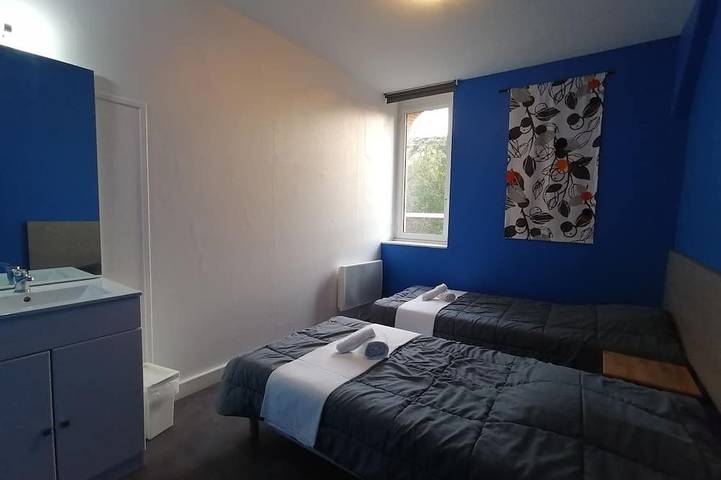 Location de vacances pour 30 personnes, avec jardin à Gétigné - 4