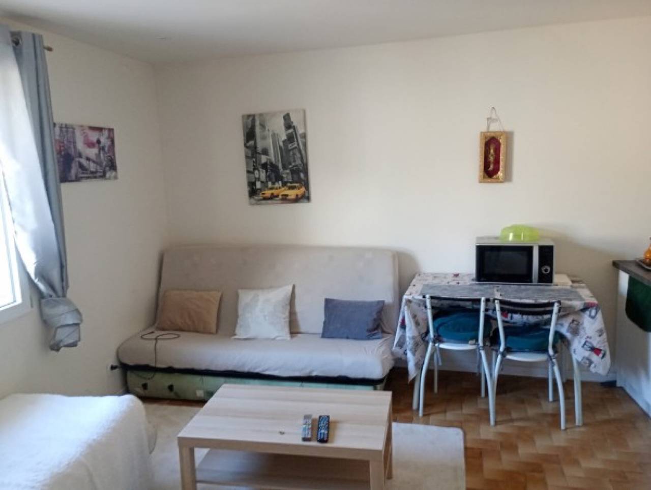 Ganze Wohnung, Apartment „Appartement Nougat“ mit Wlan in Montélimar, Nyons und Umgebung
