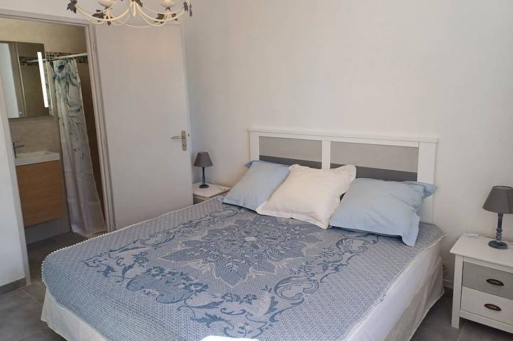 Gîte pour 6 personnes, avec terrasse et jardin à Santa-Maria-Figaniella - 2