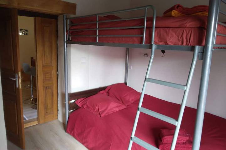 Location de vacances pour 14 personnes, avec terrasse et jacuzzi à Saint-Jean-de-Ceyrargues - 3