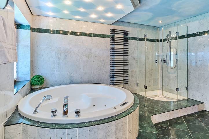 Hotel für 2 Personen, mit Sauna und Garten, kinderfreundlich in Rosenheim - 4