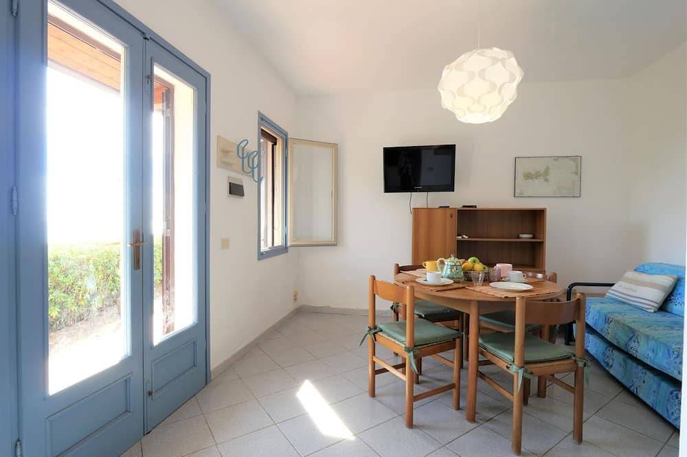 Bellissimo appartamento in villa per 3 ospiti con Wifi, Tv, patio e animali ammessi in Innamorata, Isola d'Elba