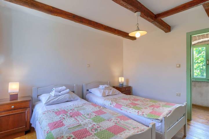 Ferienhaus für 6 Personen, mit Garten und Pool, mit Haustier in Kastelir - 3