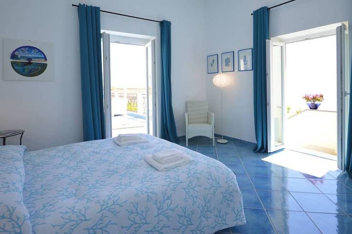 Villa avec terrasse panoramique exclusive à 10 minutes de la plage in Conca dei Marini, Sorrento Coast