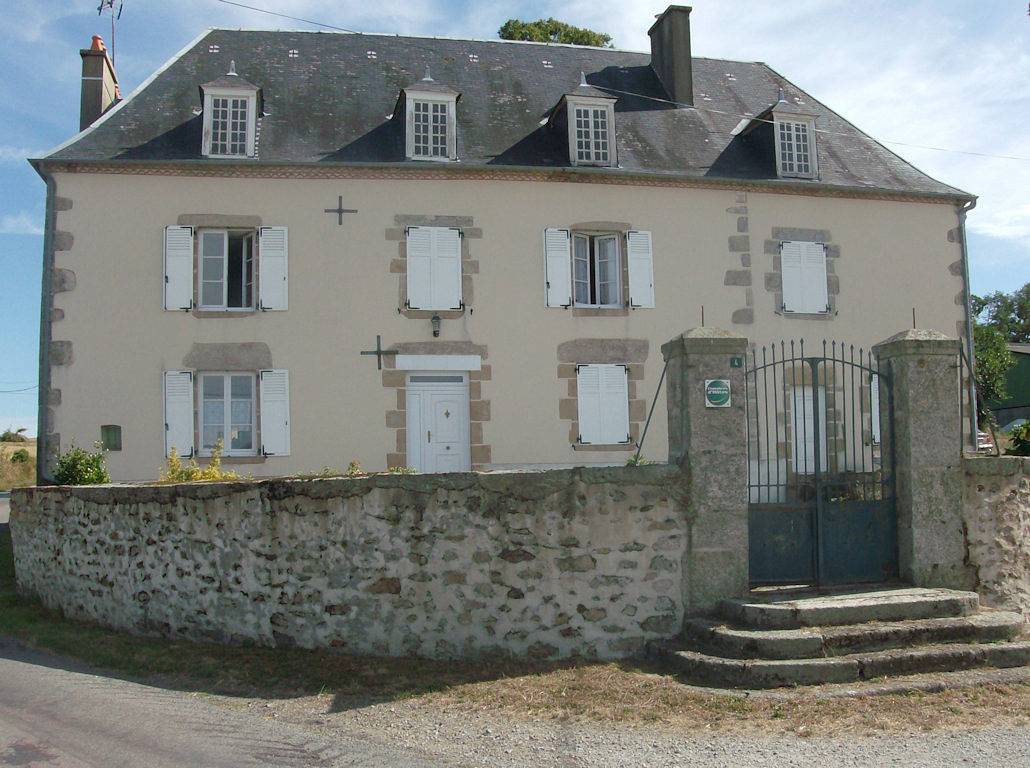 Le Château de l'Étang - Chambre 2 in Saint-Hilaire-la-Treille, Région de Bellac