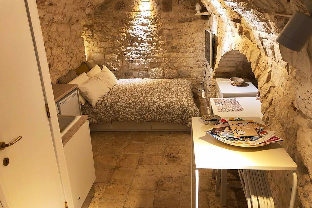 Apartamento entero, Original dwelling totally made of stone and finely renovated. Pearl. in Conversano, Region de Bari