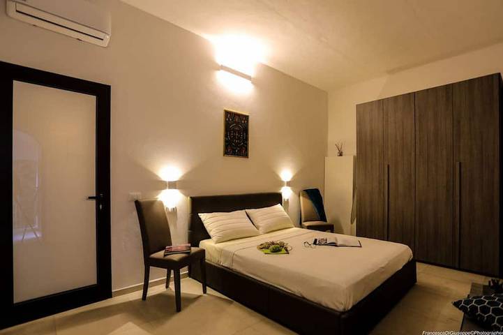 Appartamento intero, The Tower's Garden- private garden in the heart of town in San Gimignano, Siena e dintorni