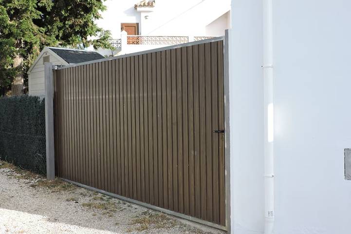 Chalet for 14 people at 900 meters from the beach in the Dehesa de Roche in Conil in Conil de la Frontera, Costa de la Luz