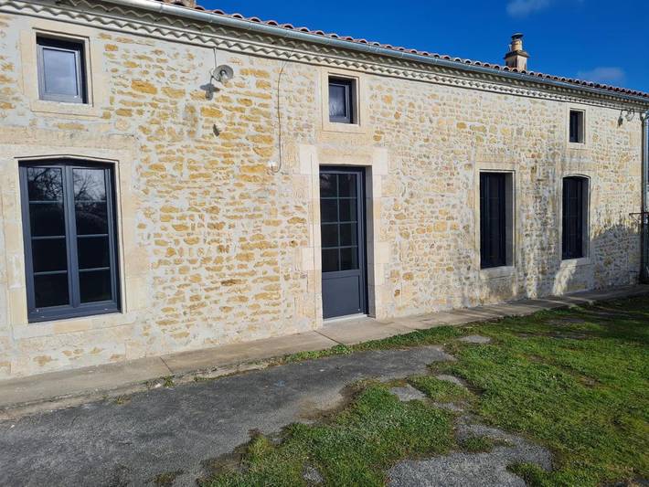Location de vacances pour 8 personnes, avec jardin et vue à Montpellier-de-Médillan - 3