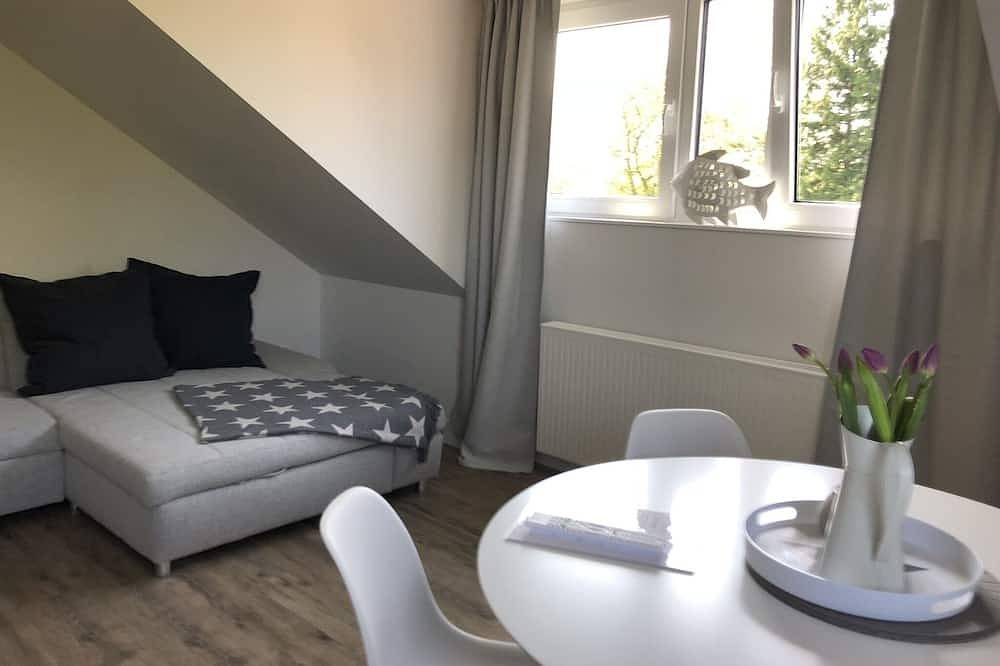 Entire apartment, Elbblick 2, New, very modern apartments on the Dove Elbe, close to the city center in Hamburg Allermöhe, Hamburg