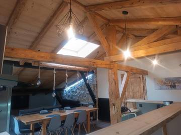 Gîte pour 2 personnes, avec jardin ainsi que jacuzzi et sauna dans Septmoncel Les Molunes