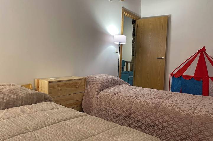 Gîte pour 6 personnes, avec jardin et balcon dans Tourém - 3