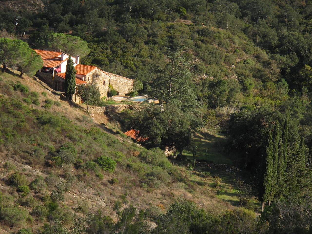 Gîte with private pool in a lush setting in Caixas, Perpignan region