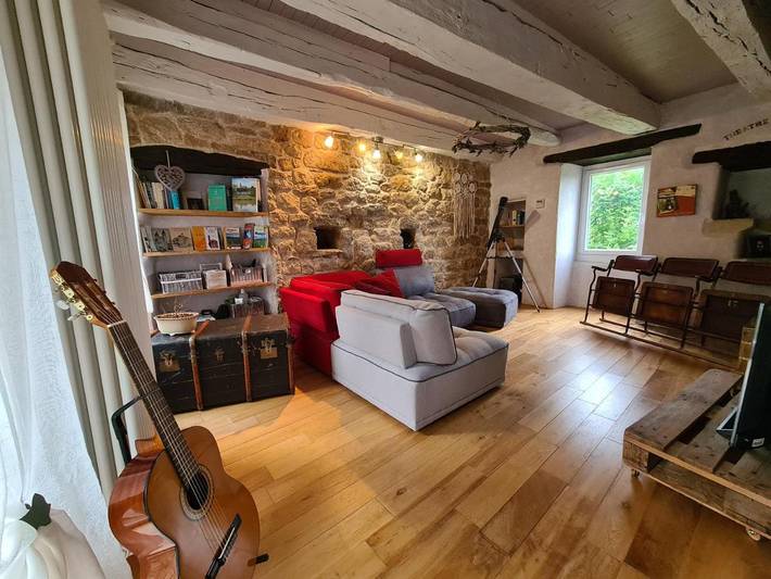 Location de vacances pour 6 personnes, avec terrasse et vue, animaux acceptés à Bozouls - 3