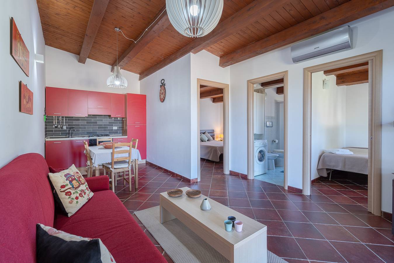 Appartement entier, Appartement 'Estremo Sud - Casa Vacanza Candy' avec vue sur la mer, Wi-Fi et climatisation in Marzamemi, Pachino