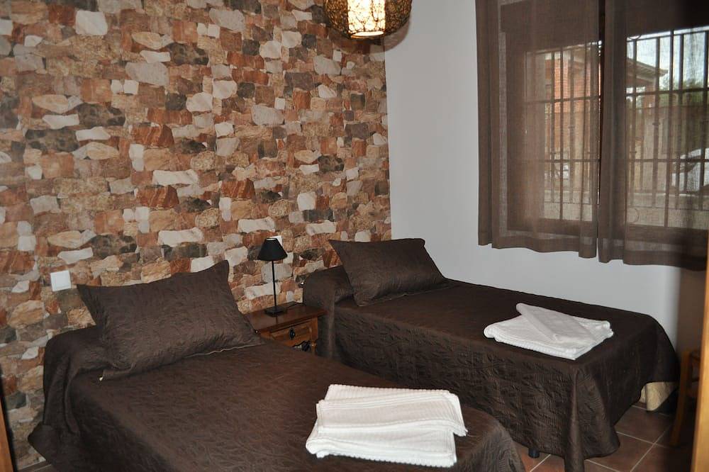 Casa Los 5 caños Sotillo de la Adrada in Sotillo de la Adrada, Provincia de Ávila