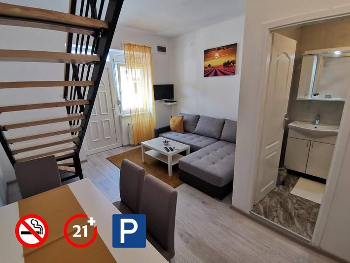 Gîte pour 4 personnes, avec terrasse à Novi Sad