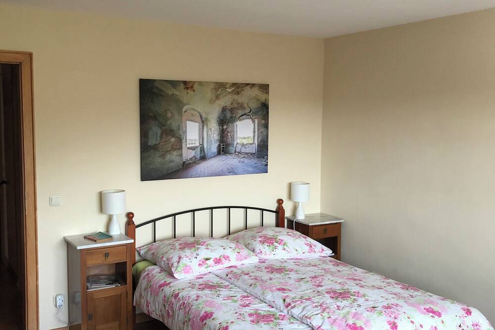 Ganze Wohnung, Ambiente Hirschgraben - helle Wohnung fußläufig zu Altstadt und Schloss in Büdingen, Wetterau