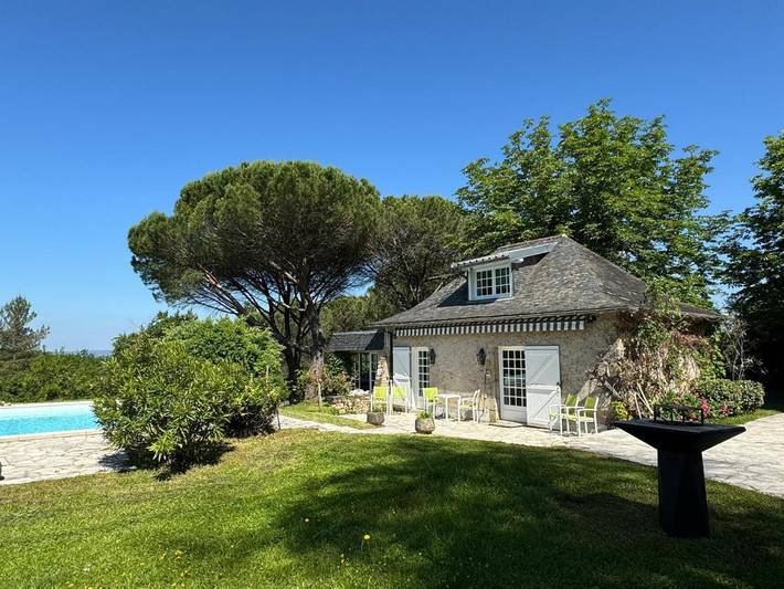 Maison de vacances pour 3 personnes, avec vue ainsi que piscine et terrasse